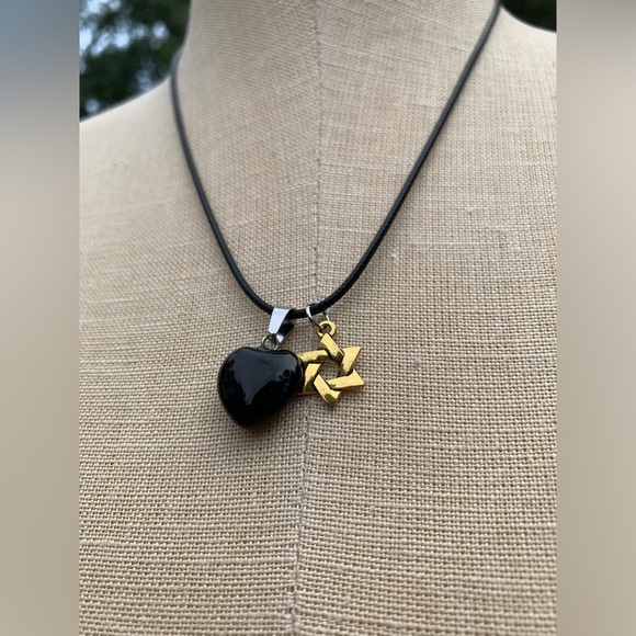 Handmade Heart Obsidian Stone Amulet with Star of David Charm - Picture 6 of 9